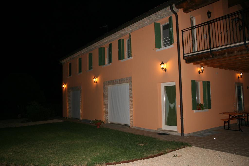 Boschetto Di Campagna Villa Castagnole Kültér fotó